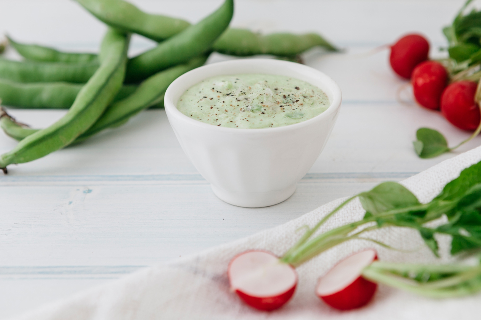 Crema di fave e formaggio di capra