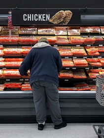 L’Unione europea non finanzi più campagne a favore di carne e derivati