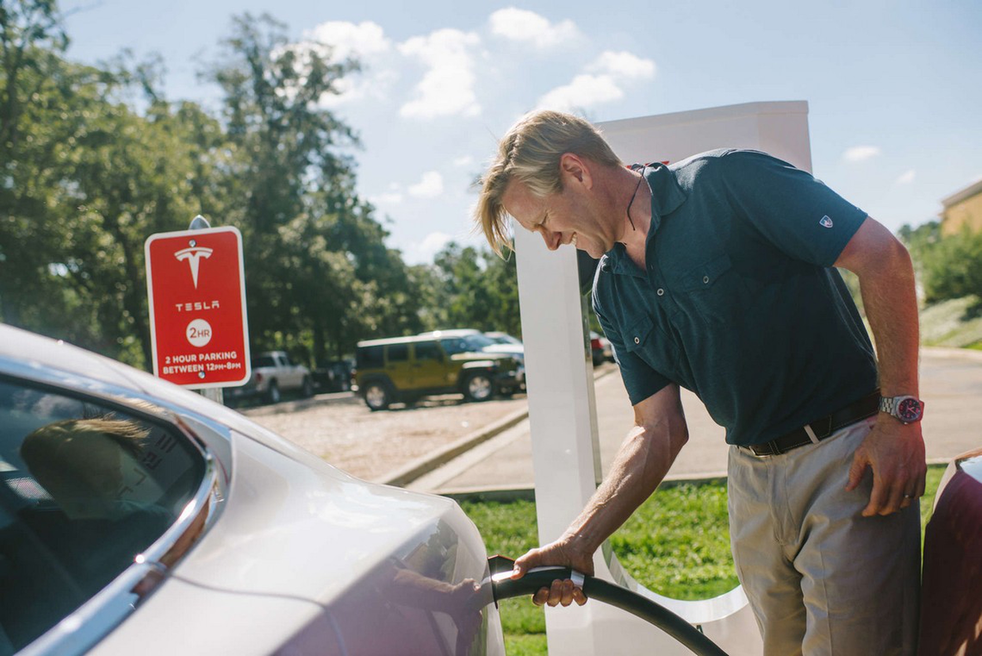 Ricarica flash per le auto elettriche, il futuro è alle porte