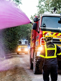 La Francia chiede volontari alle aziende per far fronte agli incendi