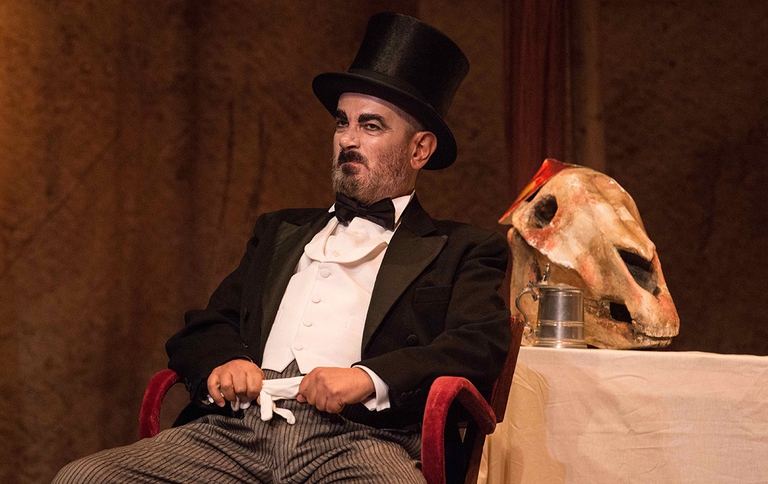 Mr Pùntila e il suo servo Matti teatro elfo puccini