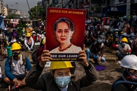 Il Myanmar imbavaglia la stampa. Condannato a 10 anni un giornalista giapponese