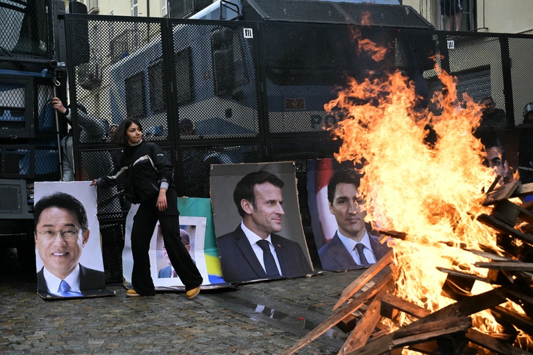 Le proteste al G7 di Torino