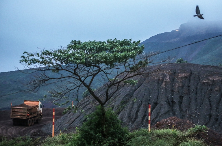 Lavori per la realizzazione di una miniera