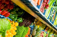 French supermarkets will be banned from throwing away food