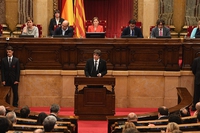 Referendum Catalogna 2017, Carles Puigdemont rimanda l’indipendenza per aprire al dialogo