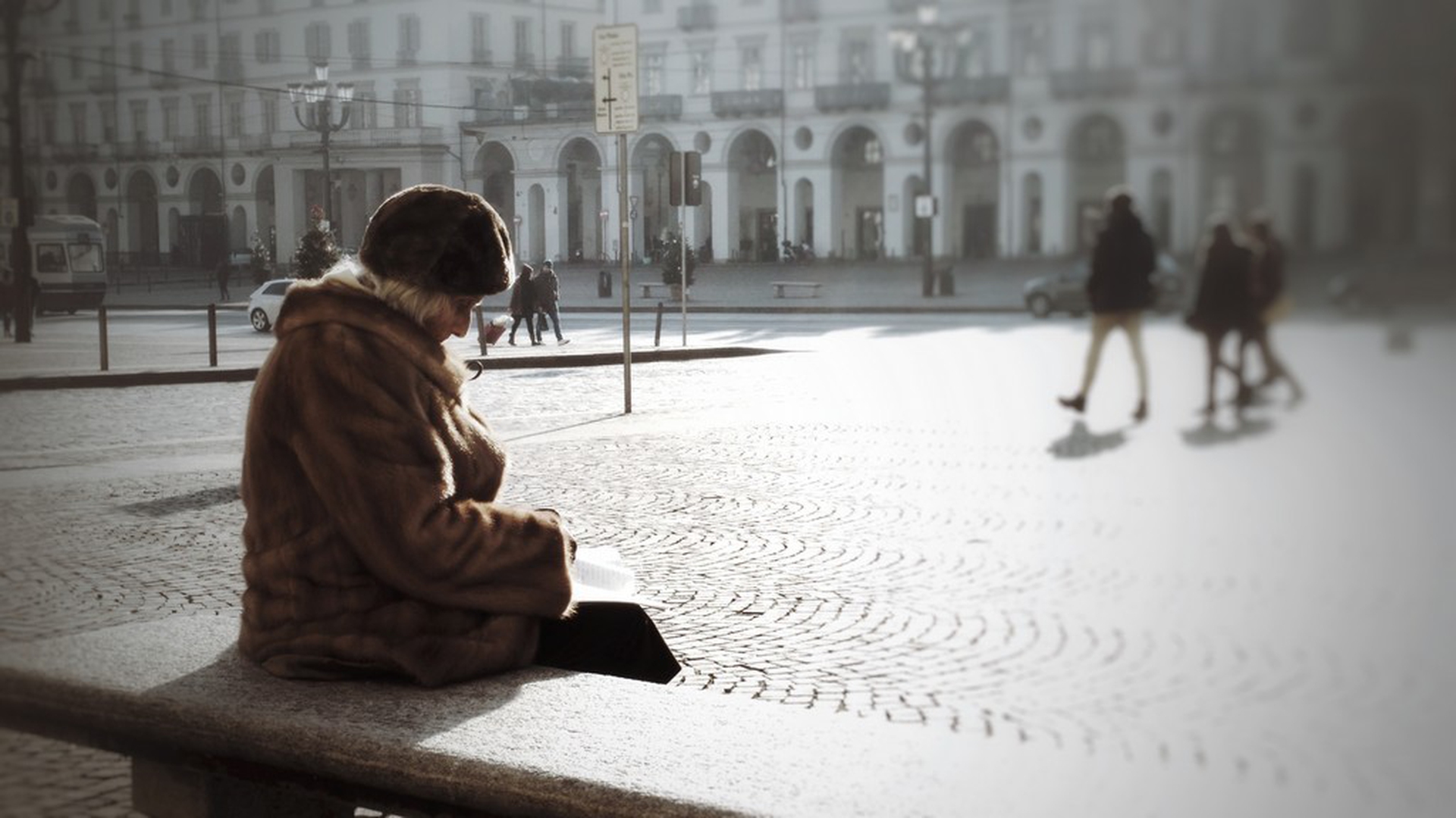 Contrasti. La solitudine del Natale di Alberto Tosa
