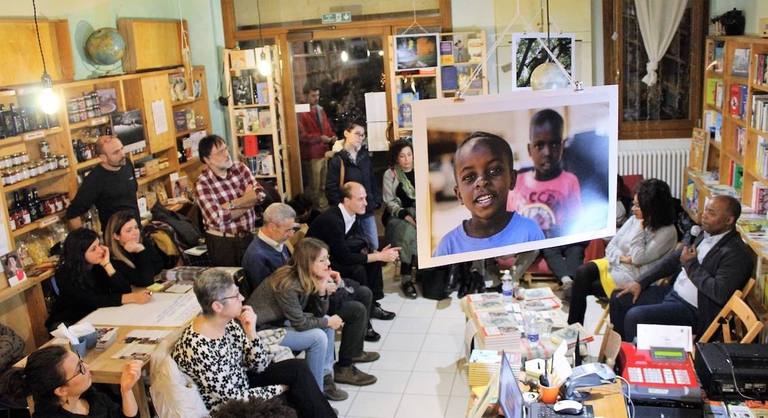 Il pubblico per la rassegna IntegrArti. AfroItaliani tra integrazione e letteratura. Ospite: l'autore editore Brhan Tesfay