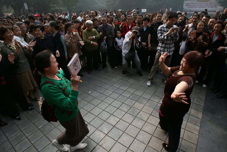 Nonne danzanti in Cina