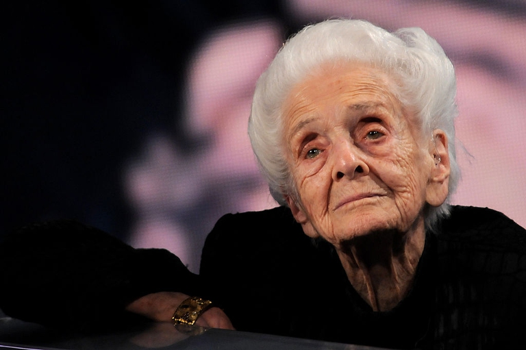 Rita Levi Montalcini a "Che tempo che fa", Novembre 2008 (Photo by Morena Brengola/Getty Images)