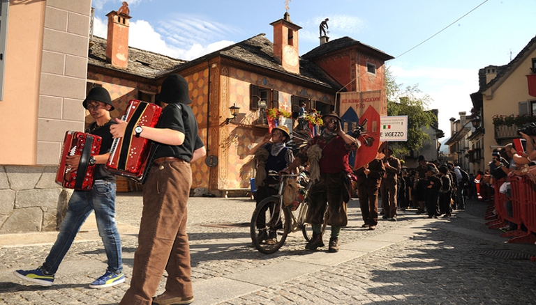 Raduno Internazionale Spazzacamino Valle Vigezzo