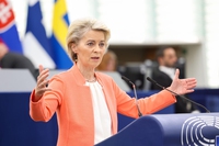 Sì al tetto del prezzo di gas ed elettricità, lo ha detto la presidente von der Leyen