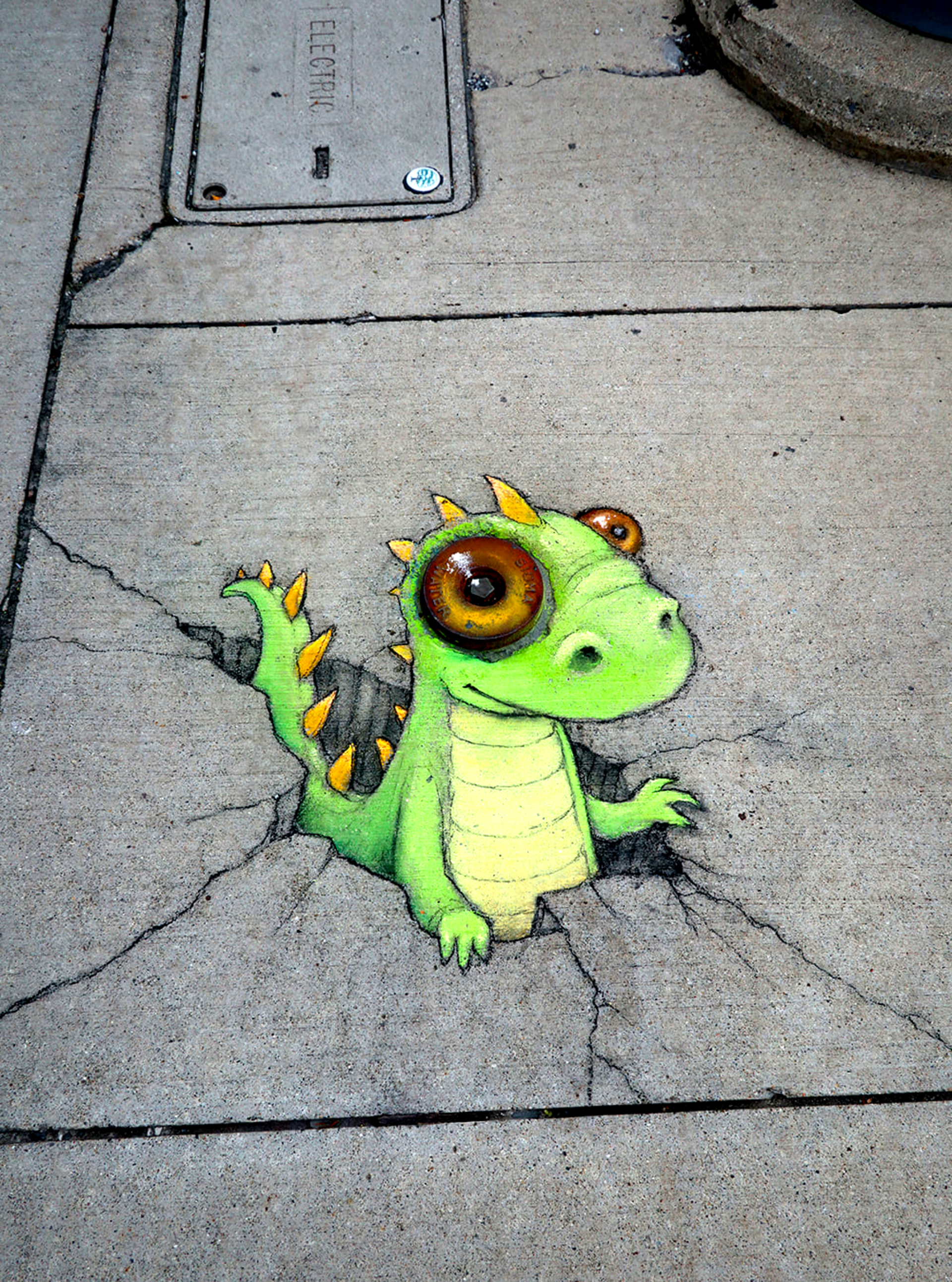 Draghi che escono allo scoperto © David Zinn