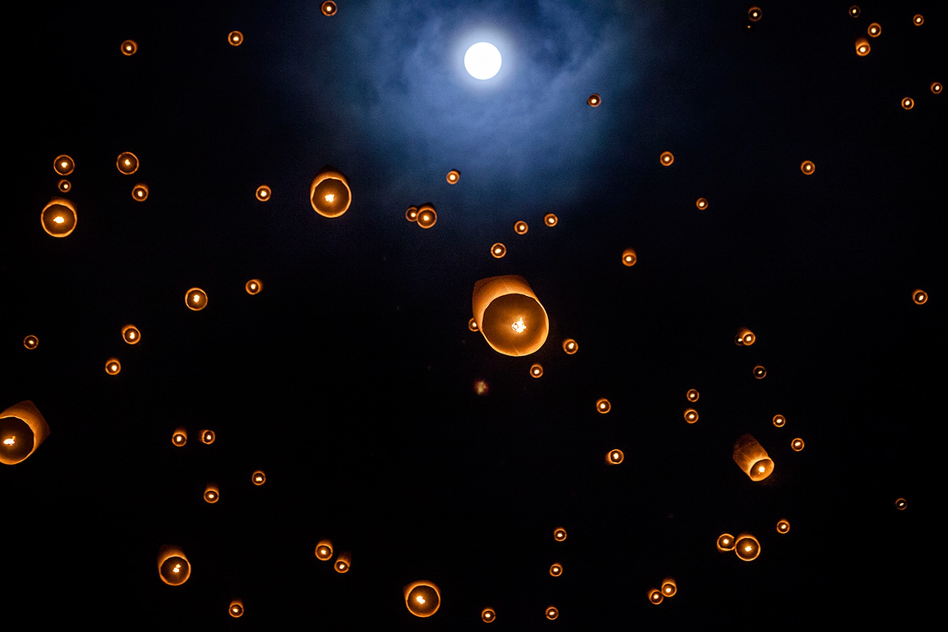 Lanterne per il Vesak