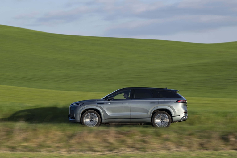 ibrida plug-in, Jaecoo 8 Shs-P, Omoda, test drive, auto ibrida