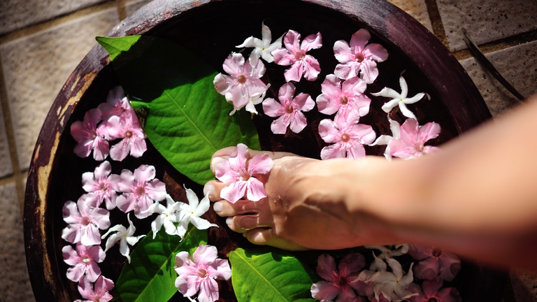 pediluvio acqua calda