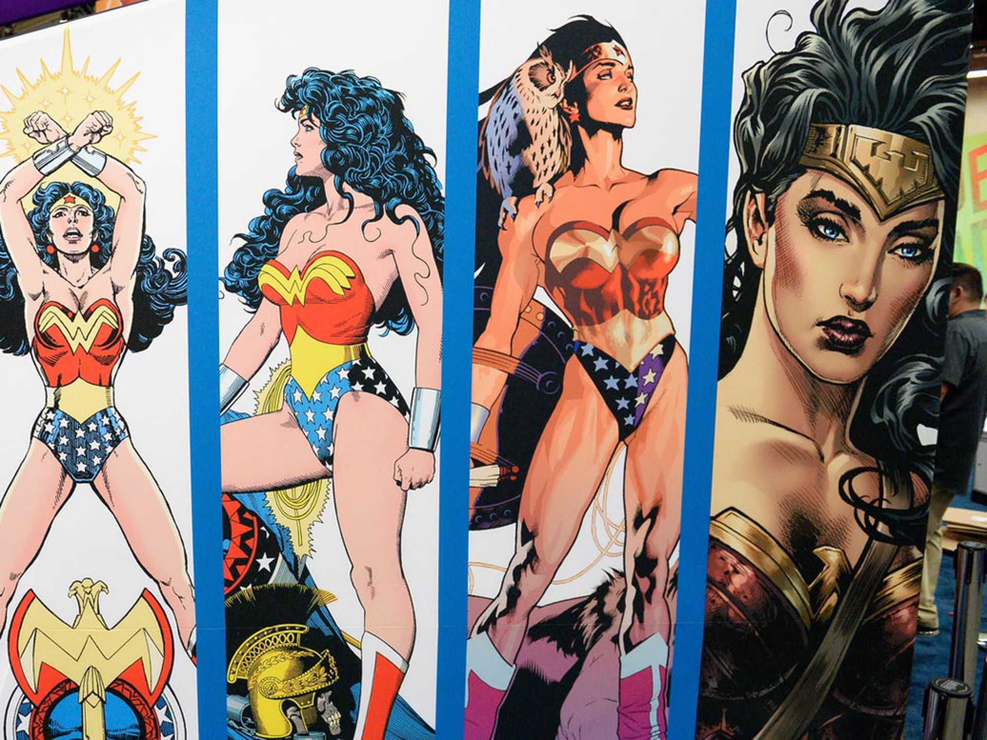 wonder-woman-pannello-commemorativo-75-anni-comic-con