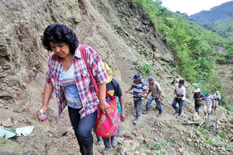 Berta Caceres si è opposta alla costruzione di una diga sul Rio Gualcarque