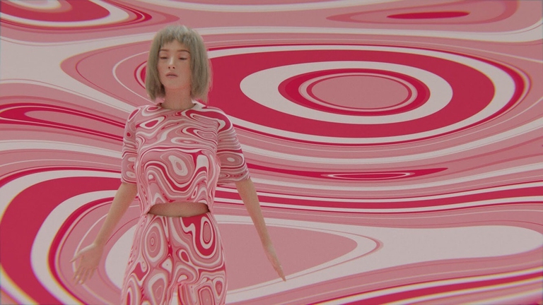 Yona cantante del gruppo animato Auxuman