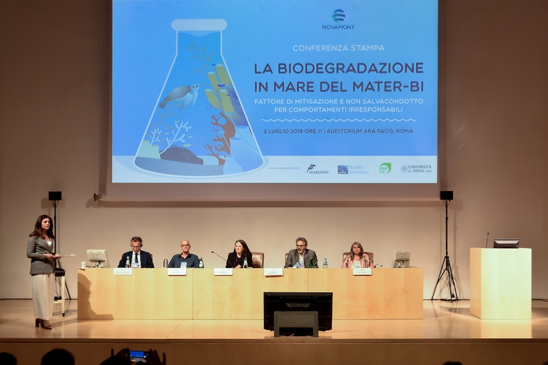 novamont mater-bi bioplastiche