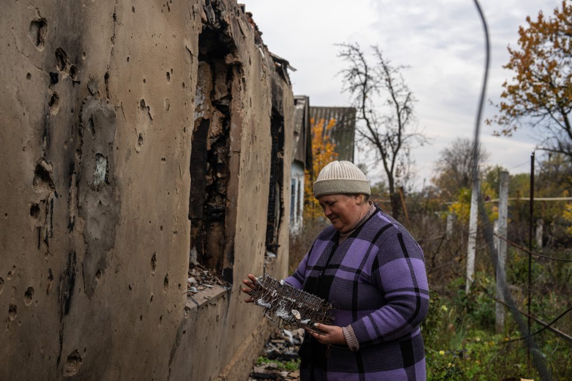 Ukraine Presses Counteroffensive In South Ahead Of Winter