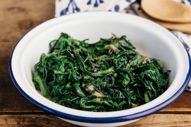 barba di frate e acciughe