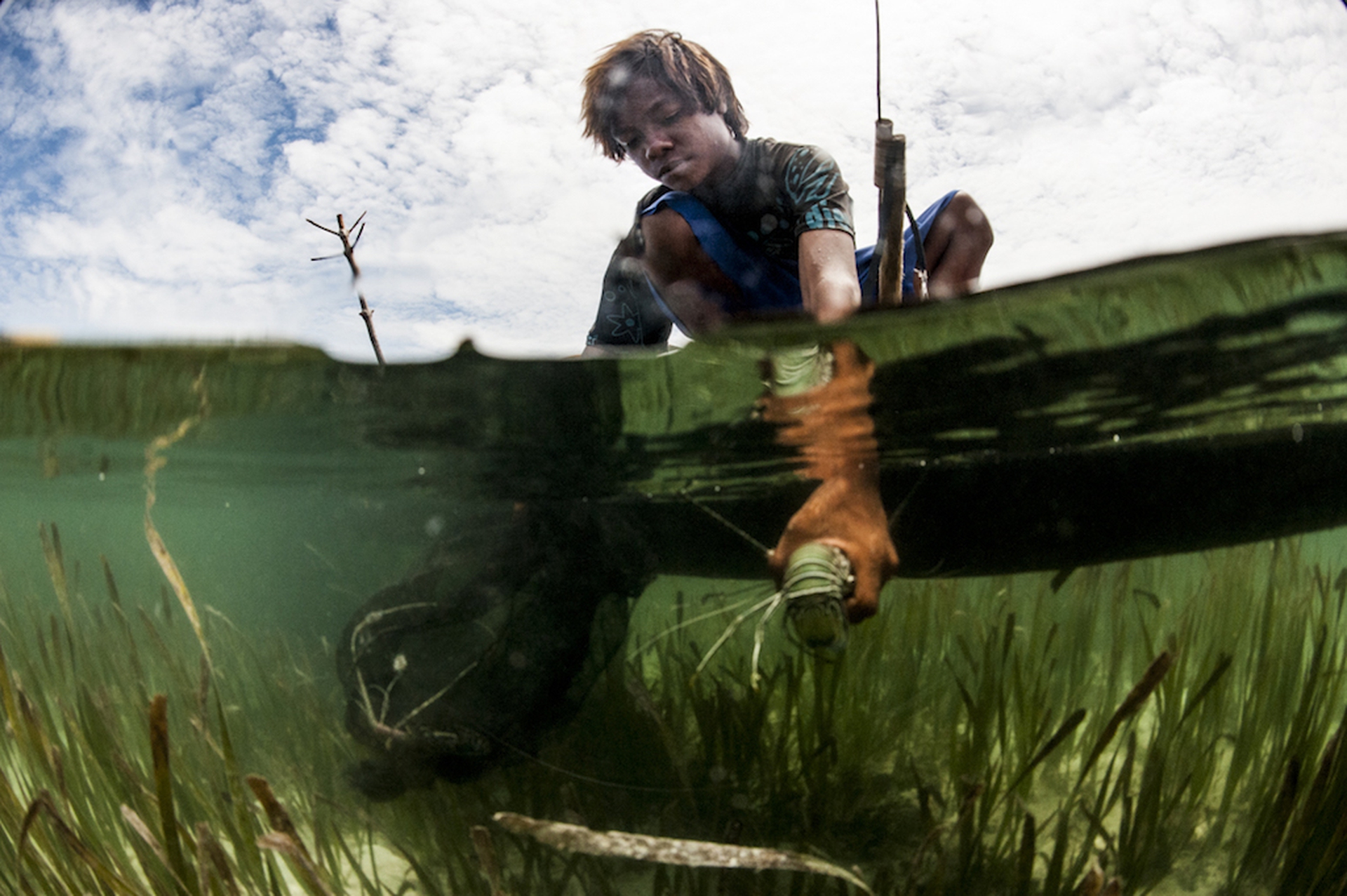 I Bajau Laut, gli ultimi nomadi del mare, fotografati da James Morgan per WWF