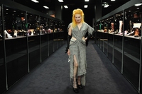 La sostenibilità nella moda non è compatibile con la compulsività, il pensiero di Vivienne Westwood Italia
