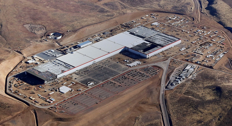 Tesla Gigafactory-002