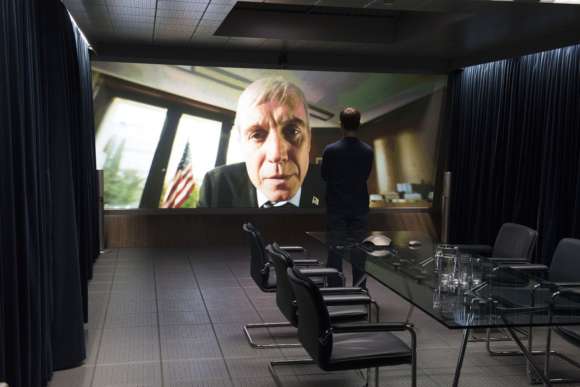 Immagini dal film Snowden di Oliver Stone