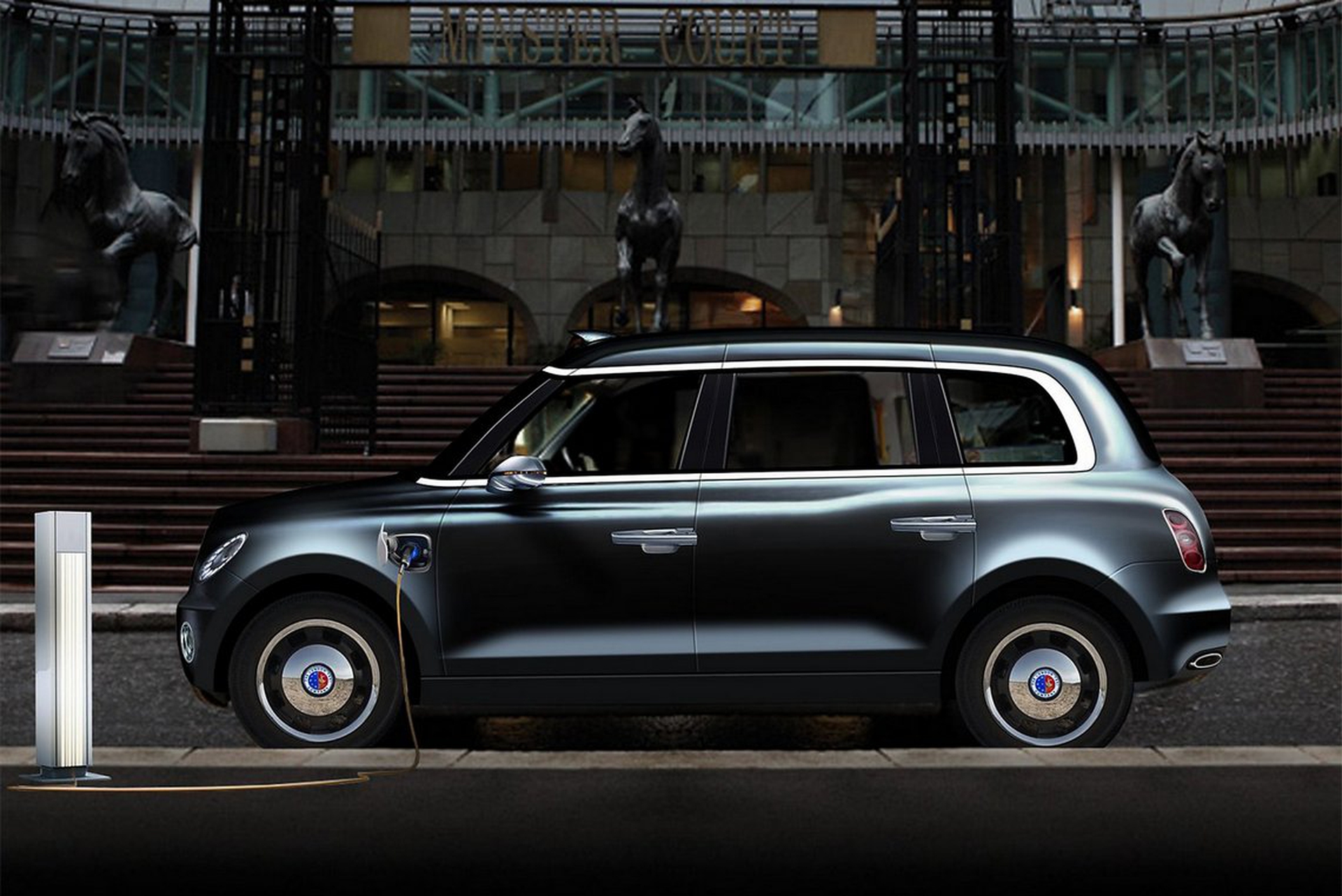 London Taxi TX5 elettrico_005