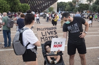 Cisgiordania, il popolo palestinese guarda con ansia alle mosse israeliane