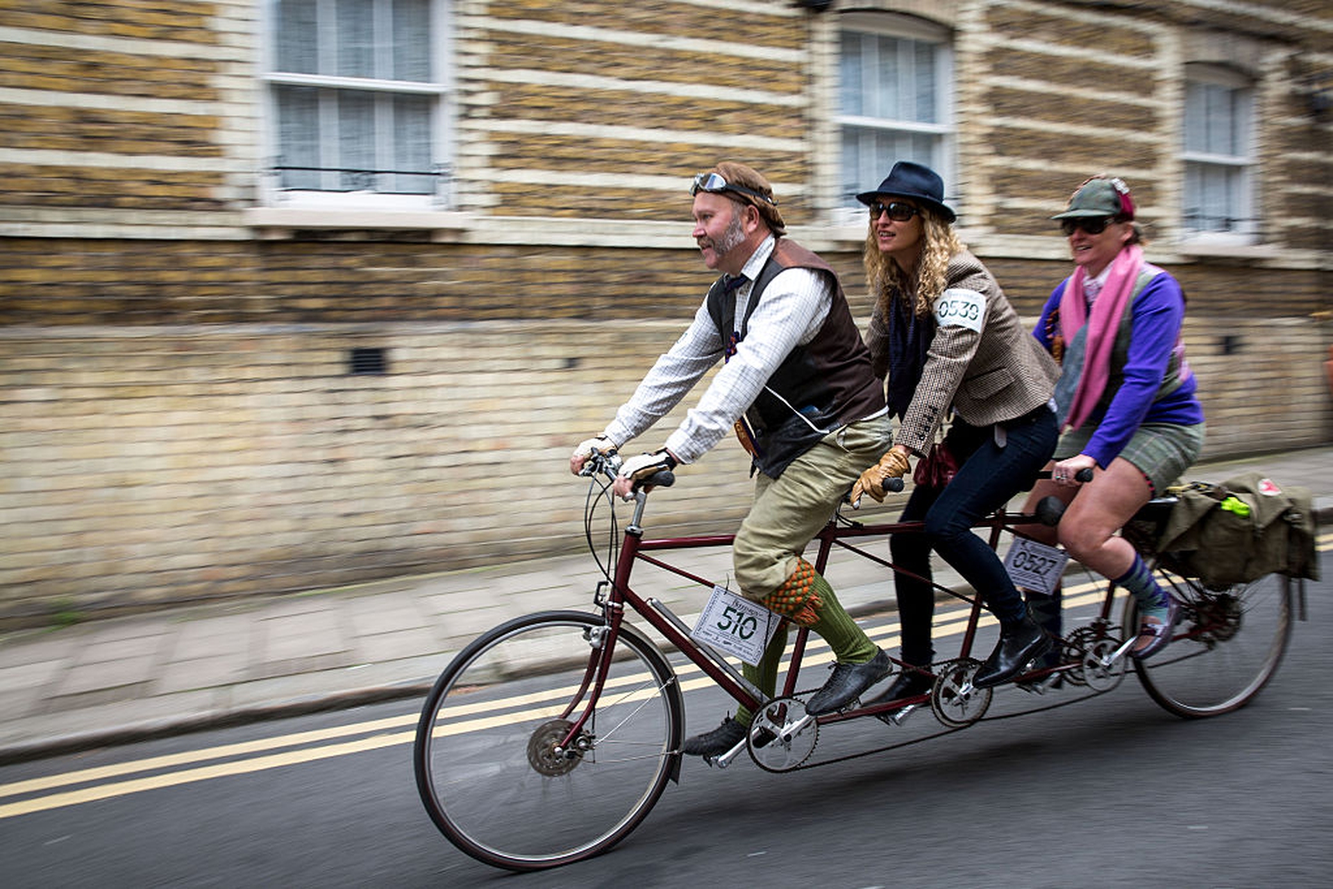 Tandem a tre al Tweed Run 2016
