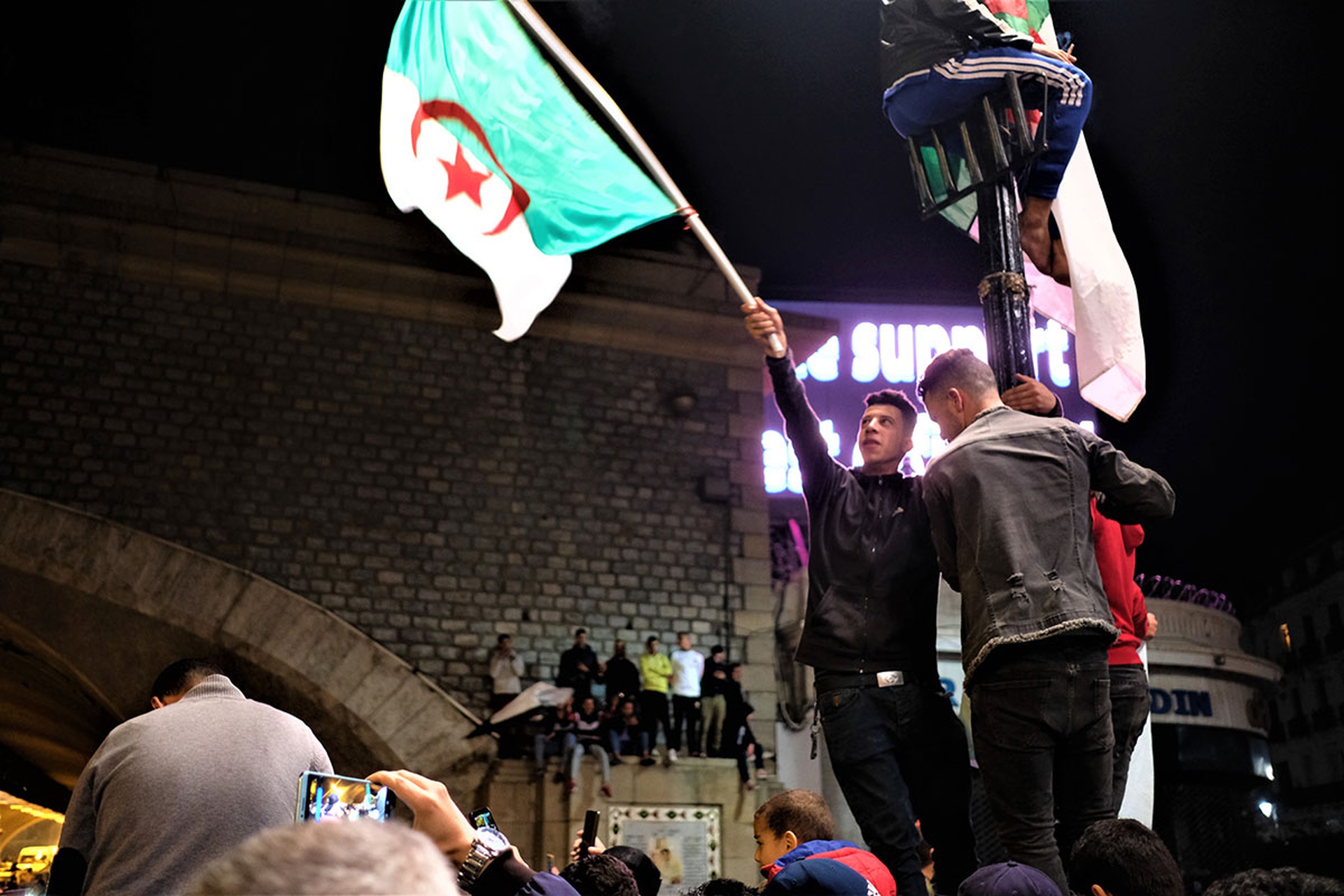 Algeri, città aperta