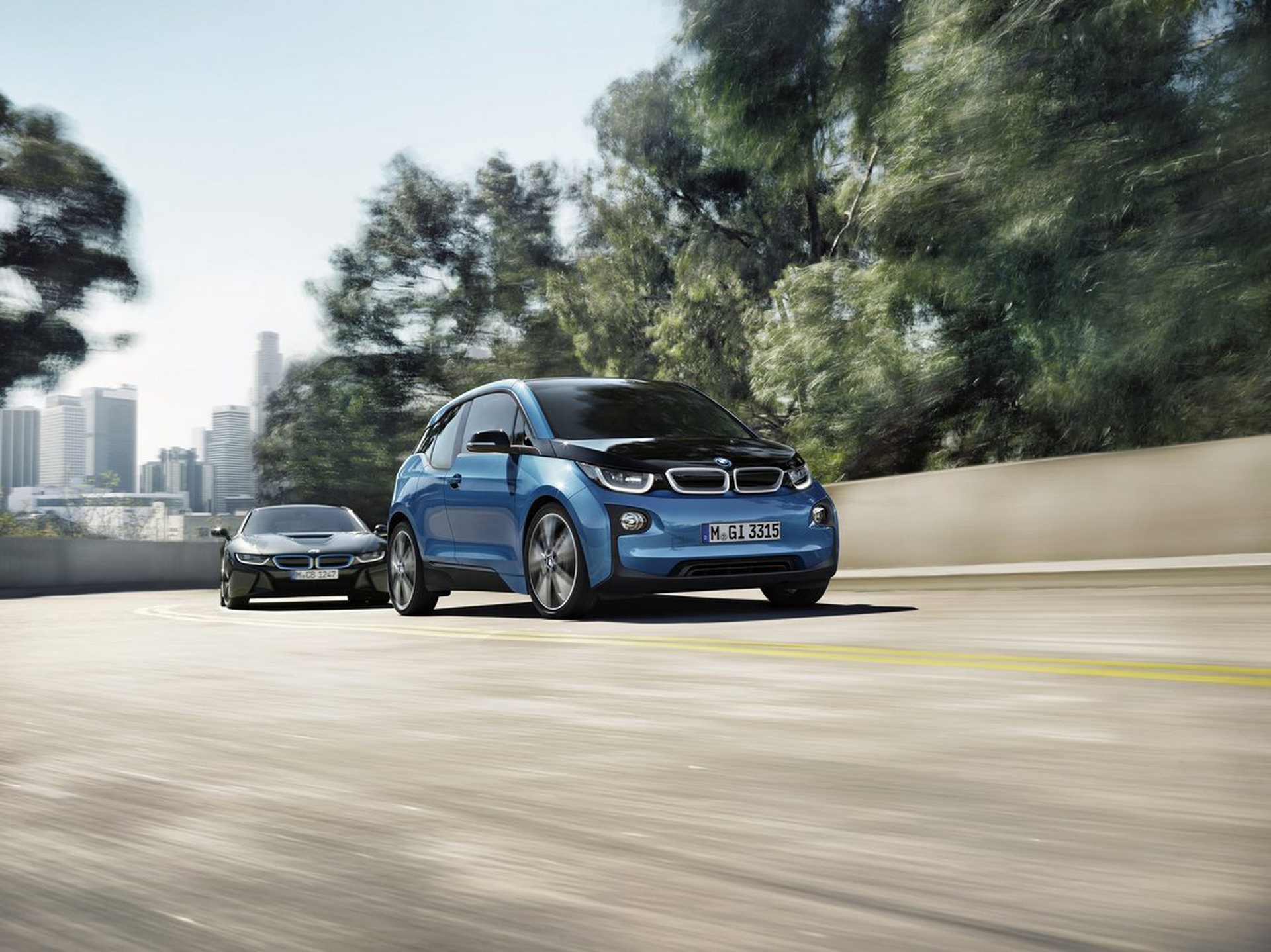 BMWi32016-001