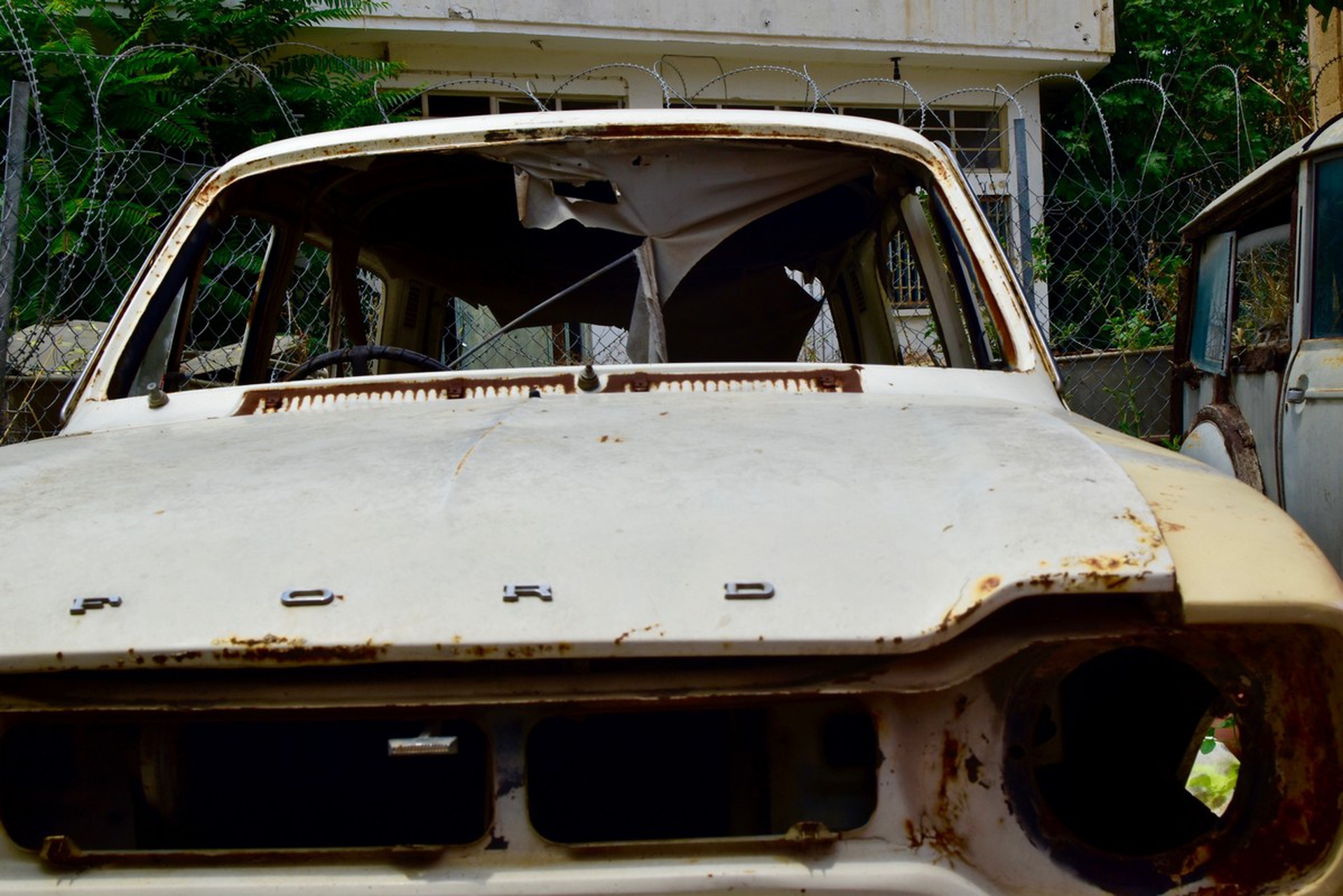 Una vecchia Ford, Nicosia, Cipro