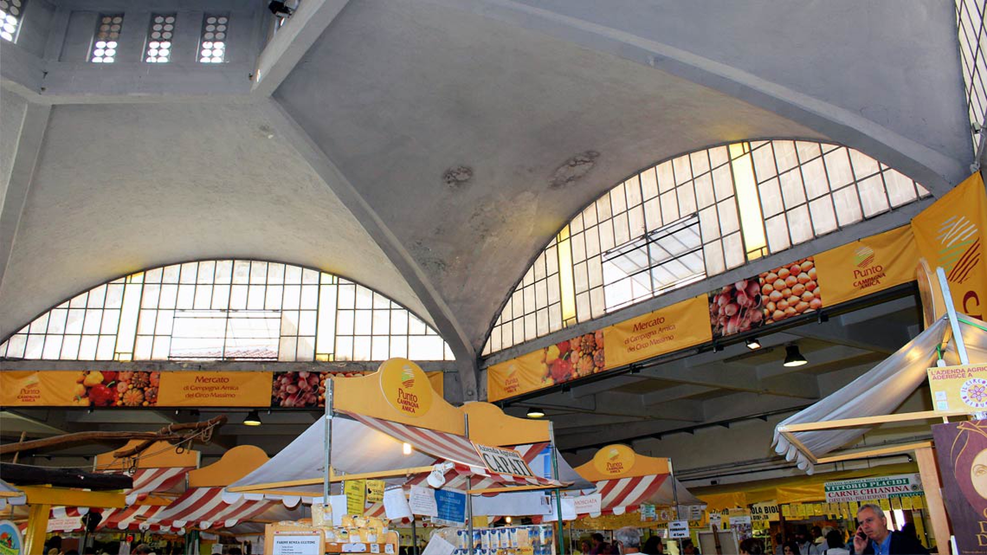 mercato-campagna-amica-architettura