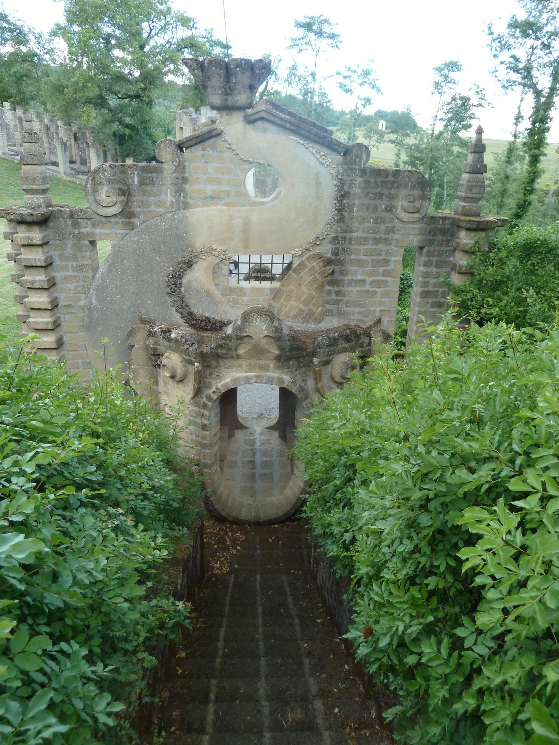 La Scarzuola la bocca