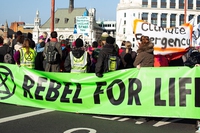 Extinction Rebellion blocca il sito di fracking del Regno Unito