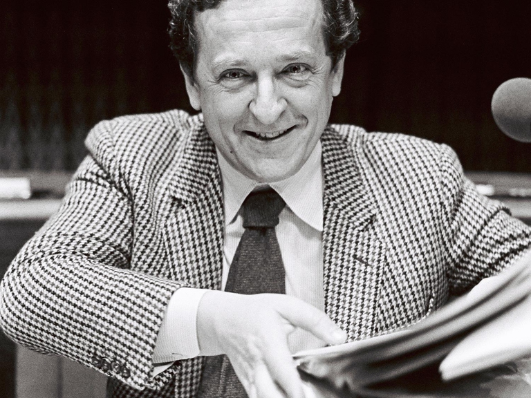Parlamento europeo: Carlo Ripa di Meana a Strasburgo nel 1981