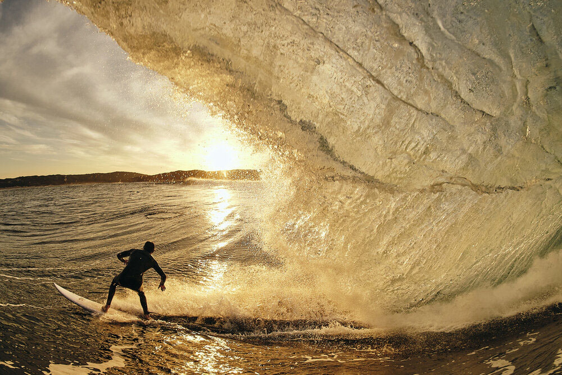 Nikon surf photo of the year award 9