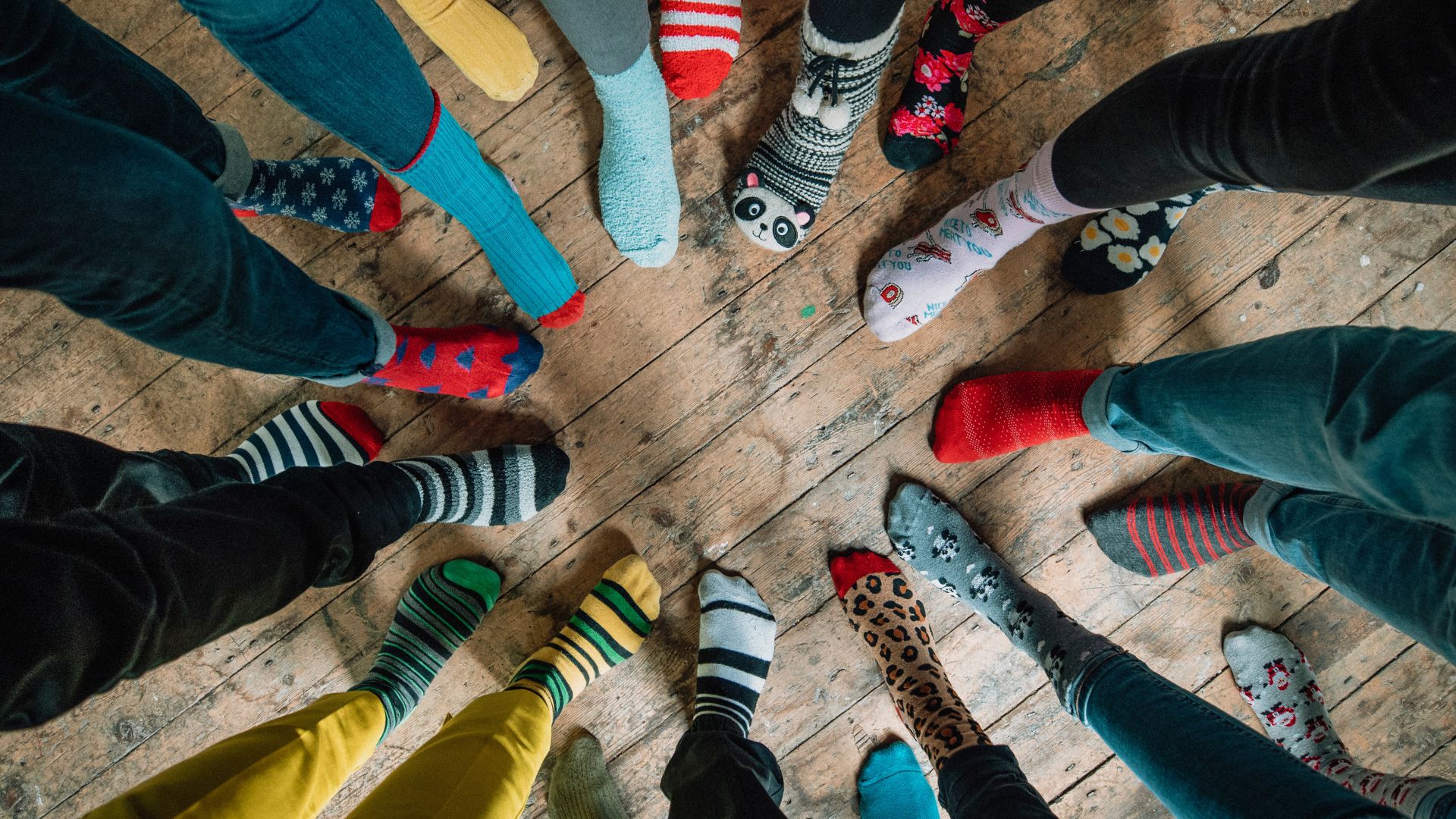 Giornata mondiale dei calzini spaiati: dare voce alla diversità - LifeGate
