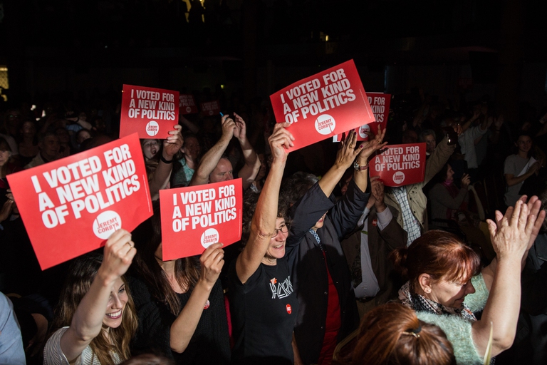 Jeremy Corbyn militanti