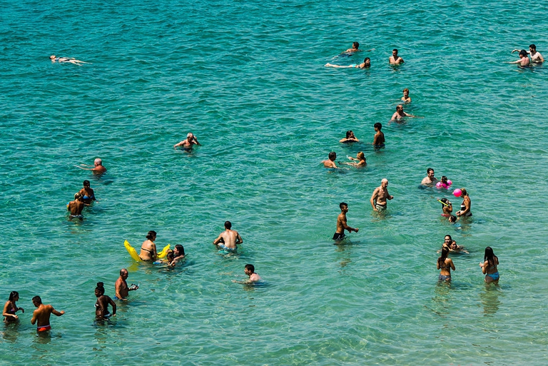 mediterraneo caldo come un mare tropicale