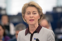 Nel discorso sullo stato dell’Unione, Ursula von der Leyen promette impegno e finanziamenti per il clima