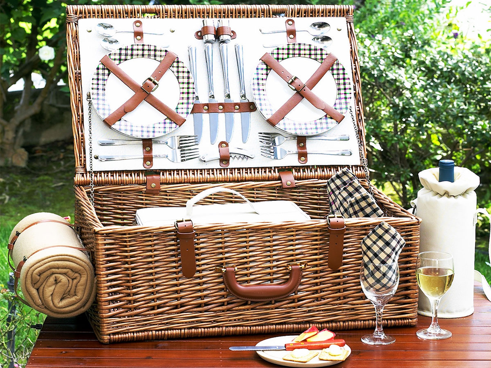 Il picnic all'aperto, una lunga storia di gusto e natura