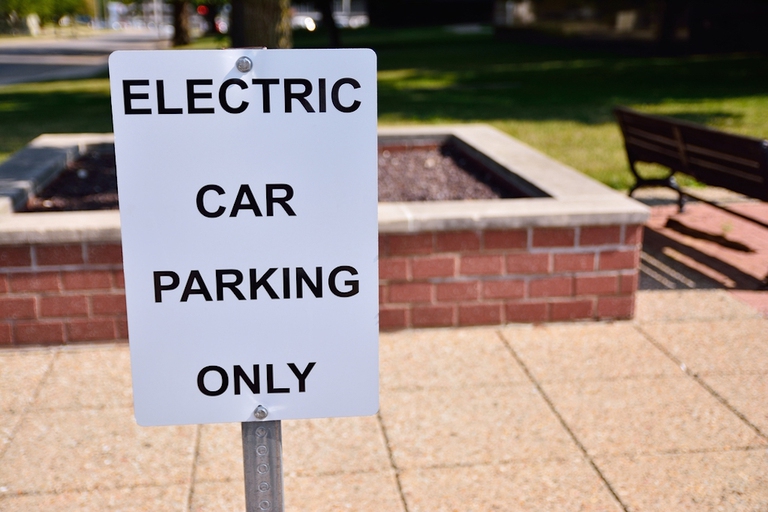 Futuro auto elettriche