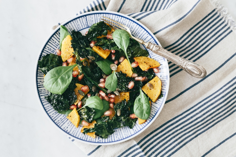 insalata zucca, cavolo nero, melograno lifegate.it 1