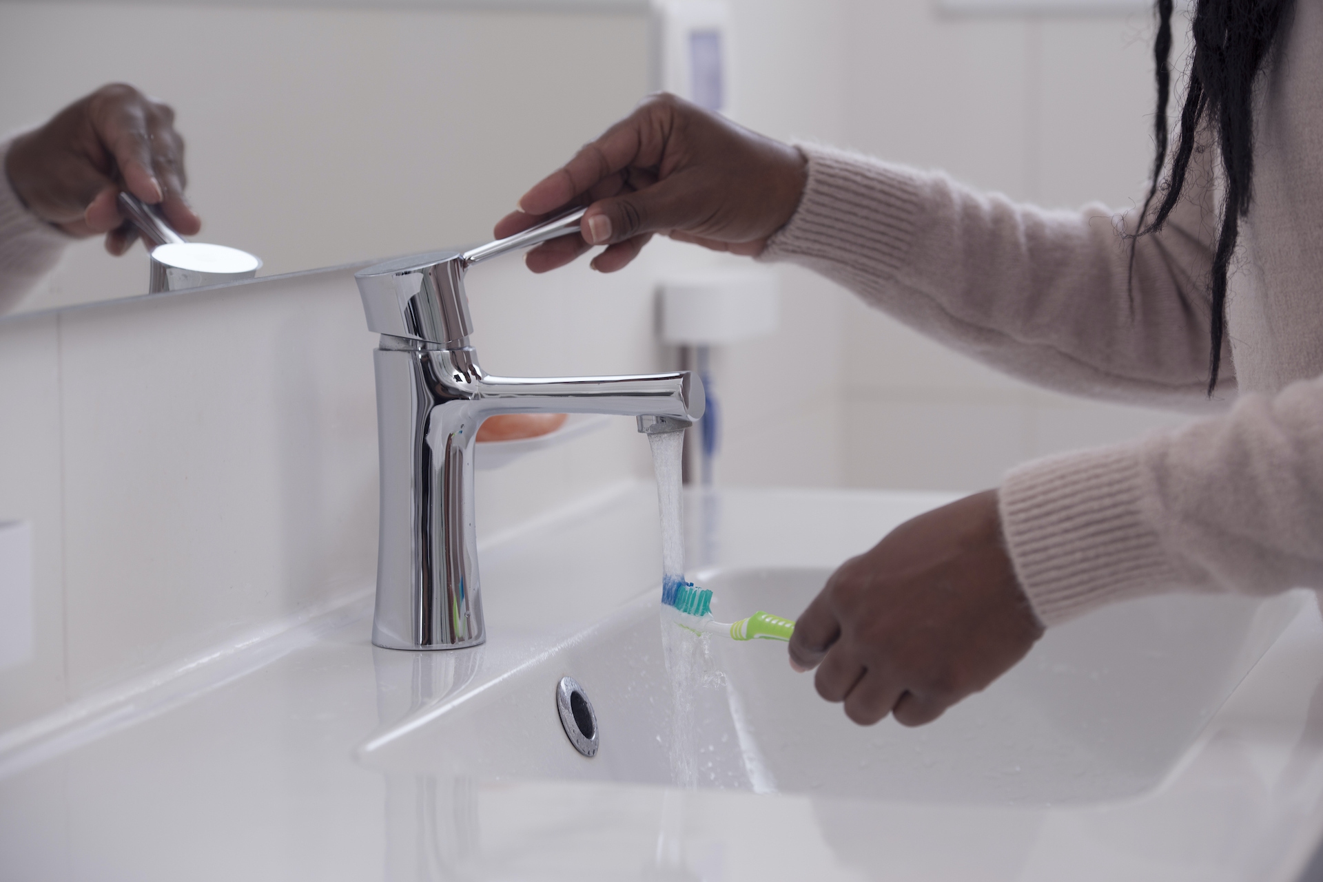 Ogni goccia conta: 10 consigli (più 2) per non sprecare acqua - LifeGate