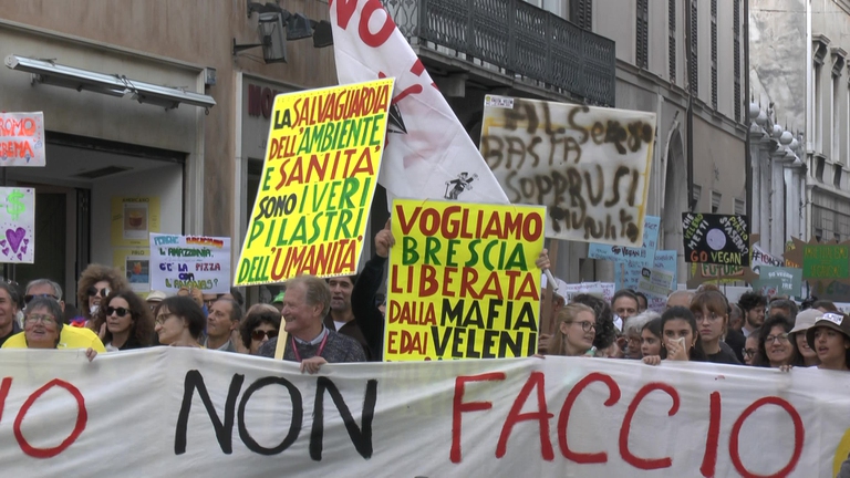 Il 27 ottobre 2019 a Brescia, la manifestazione Basta Veleni